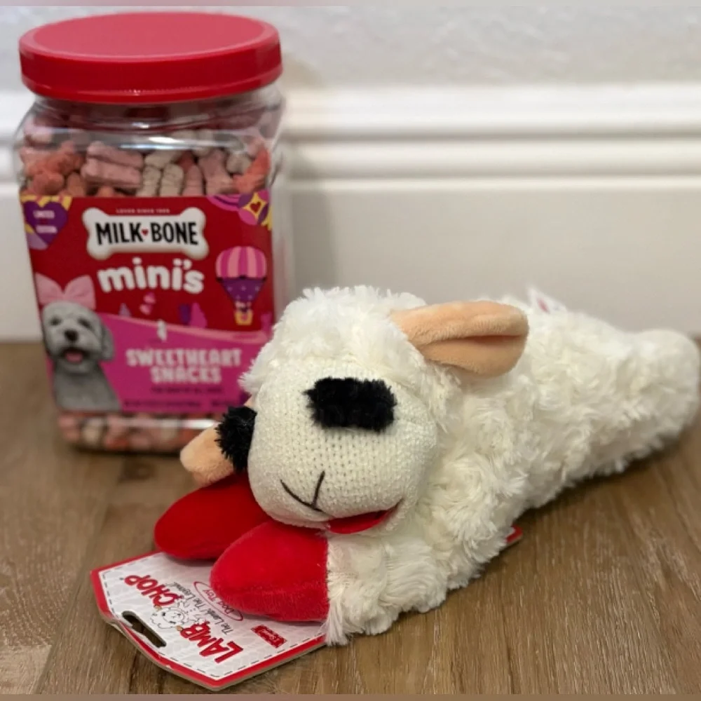 MILK BONE MINI'S SWEETHEART SNACKS MINI DOG BONES & LAMBCHOP TOY LOT NEW